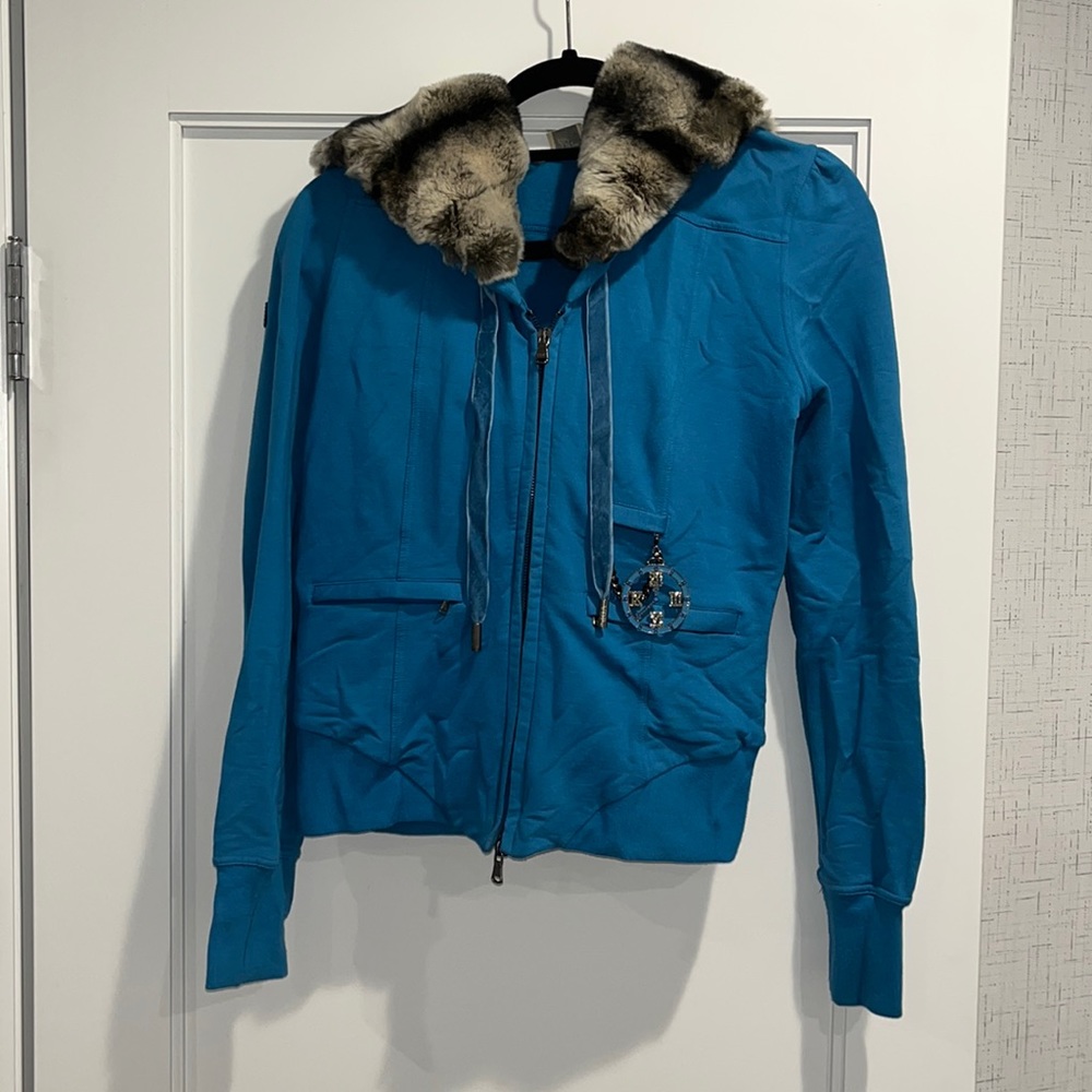 VDP Rabbit Fur Sweatshirt size 44 (US M size 8)
